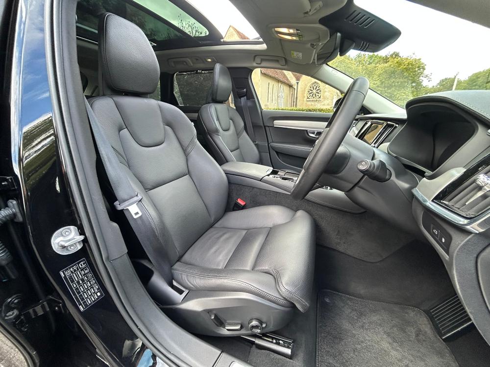 Used Volvo V90 RJ74MXU 33