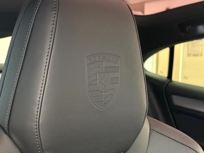 Porsche Cayenne Photo 15