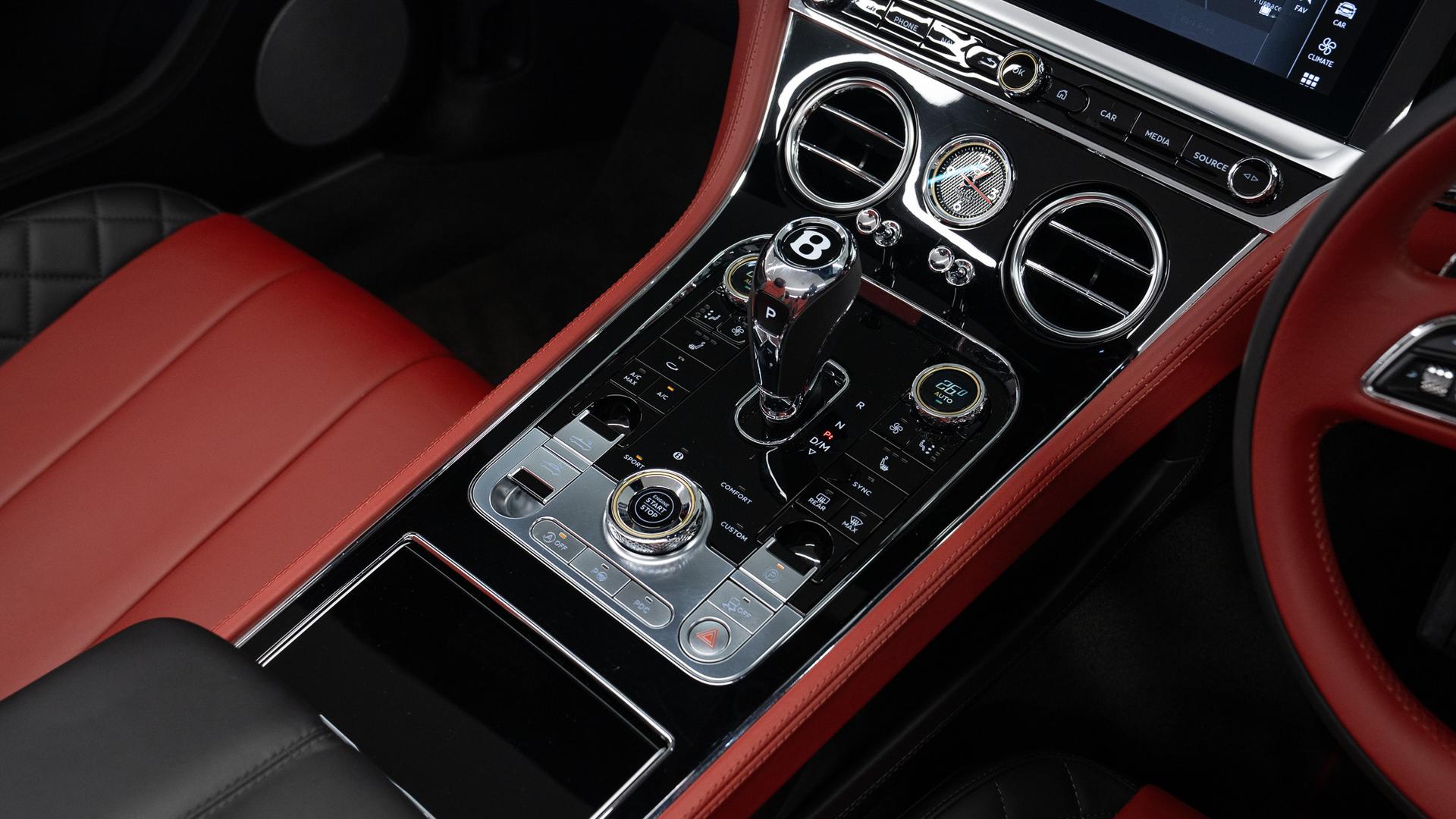 Bentley Continental Photo 46b73231-29f3-4286-8646-944dc151a147.jpg