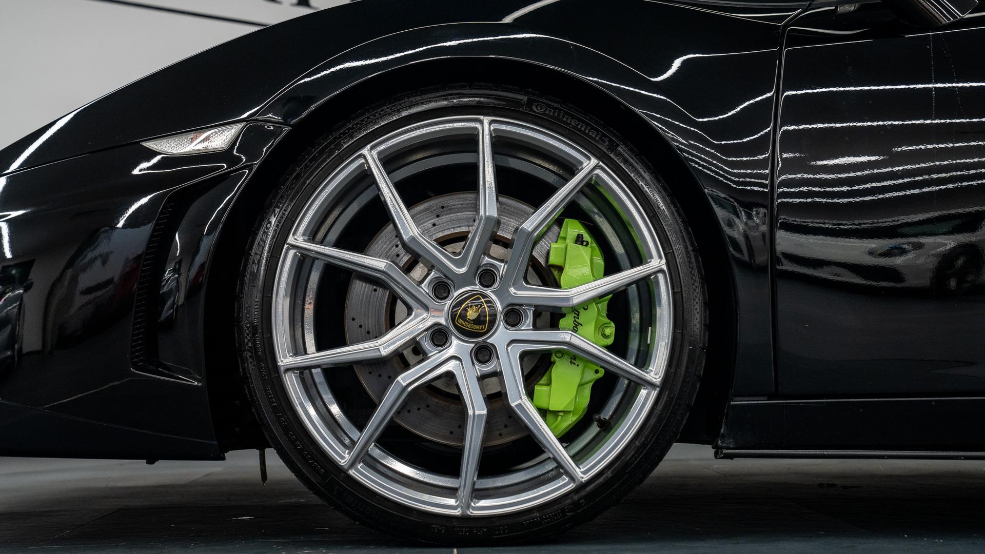 LAMBORGHINI Gallardo Photo 46c2268f-16b6-4ff6-a2e8-10a98b61d3df.jpg