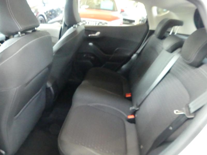 Ford Fiesta Photo 46f770d6-babf-444c-8293-344f34f0c980.jpg