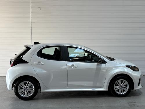 Mazda Mazda2 HYBRID Photo 46f81a8c-82d6-4ee6-87e8-6c0e0bff5ca2.JPG