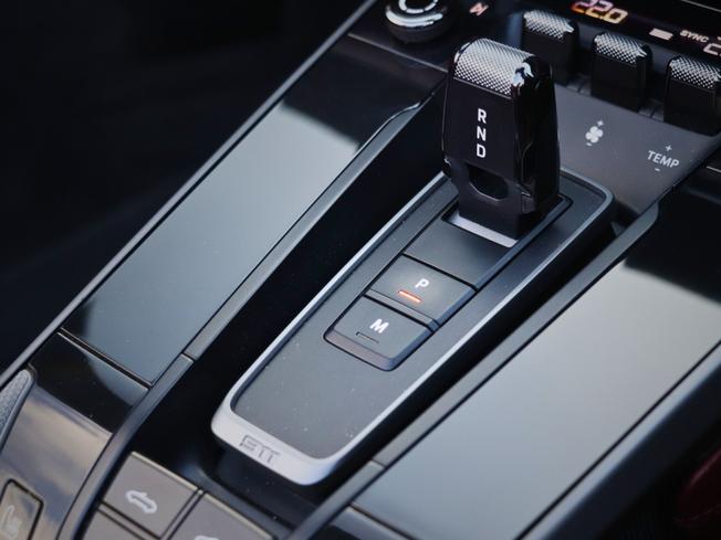 PORSCHE 911 Photo 38
