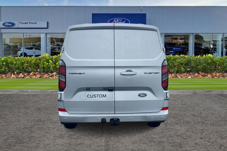 Ford TRANSIT CUSTOM Photo 46fd9d59-fe2f-4536-b97d-6bef99f57199.jpg