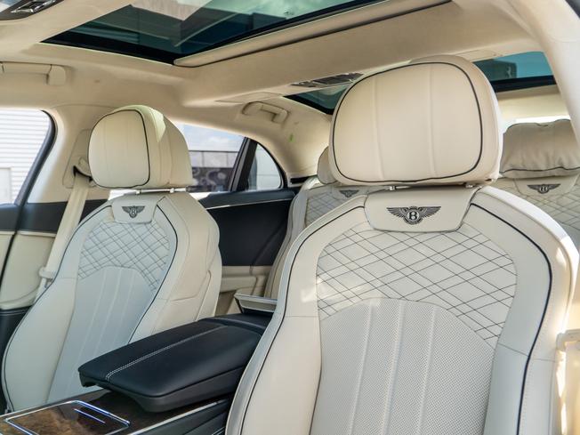BENTLEY Flying Spur  Photo 24