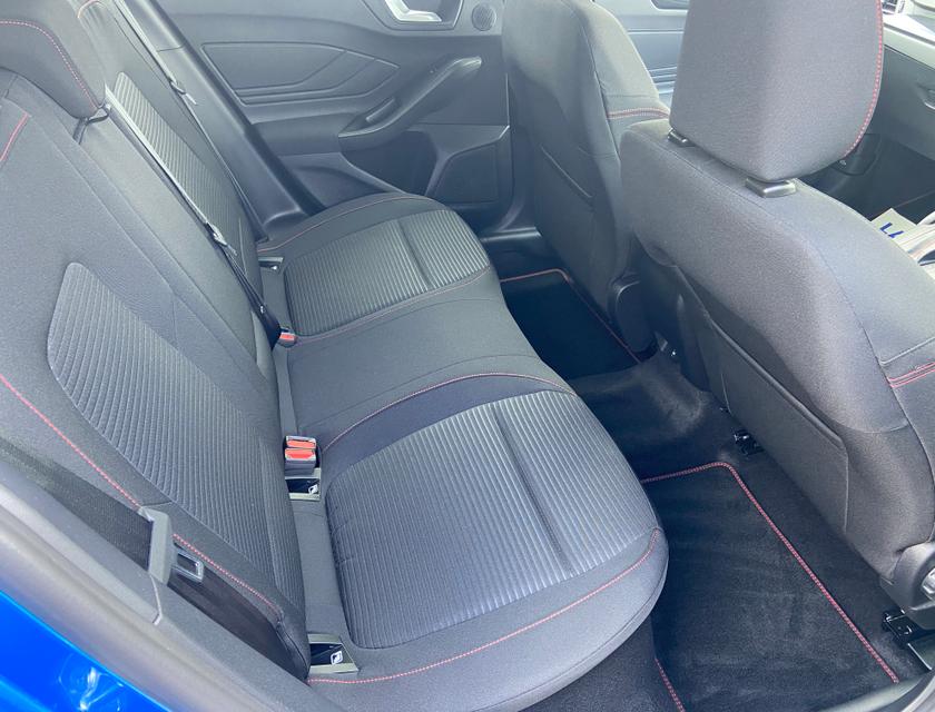 Ford Focus Photo 470e6ee8-a342-42fa-8dae-cddacfe651fb.jpg