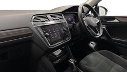 Volkswagen Tiguan Allspace Photo 2