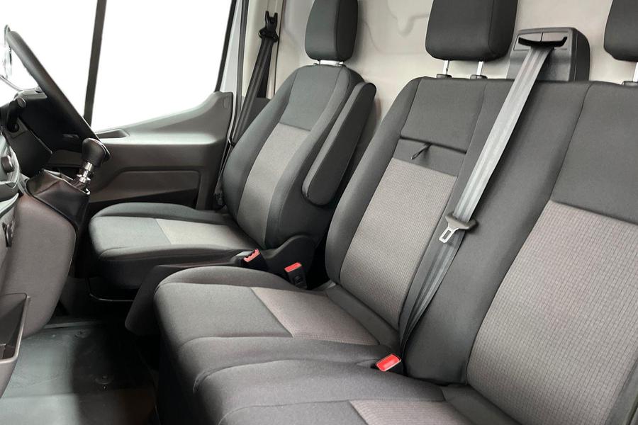 Ford TRANSIT Photo 4728b183-c58f-4b32-b673-85f3a069c437.jpg