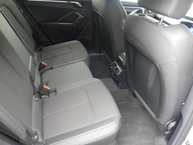 Audi Q3 Photo 47311cee-c934-496a-bd81-ed2aff99a3dd.jpg