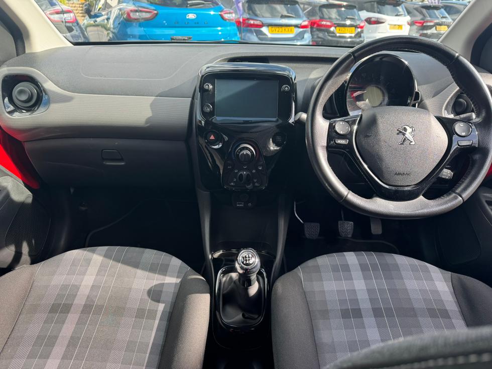 Peugeot 108 Photo 47340749-9d43-4c04-a4eb-d496820fad55.JPEG