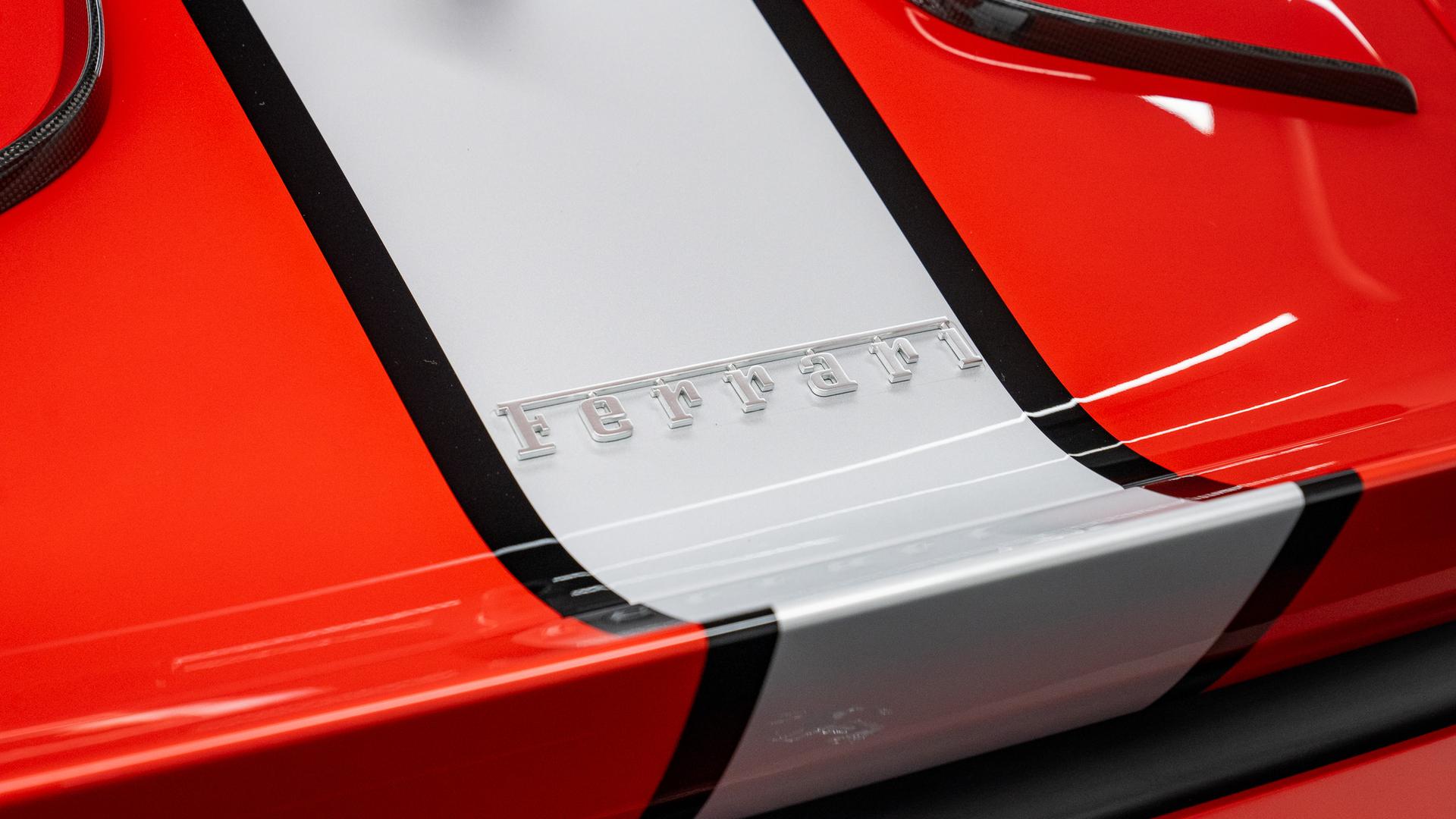 Ferrari 812 Photo 4734634a-39b8-4a0a-9dd6-8e2527cd3f9b.jpg
