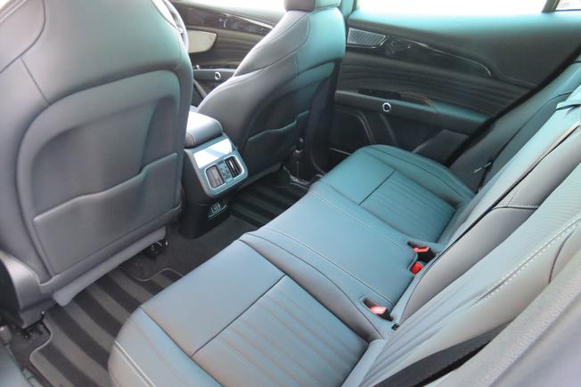 Maserati Grecale Photo 35