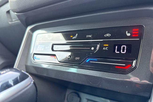 VOLKSWAGEN Tiguan Photo 34