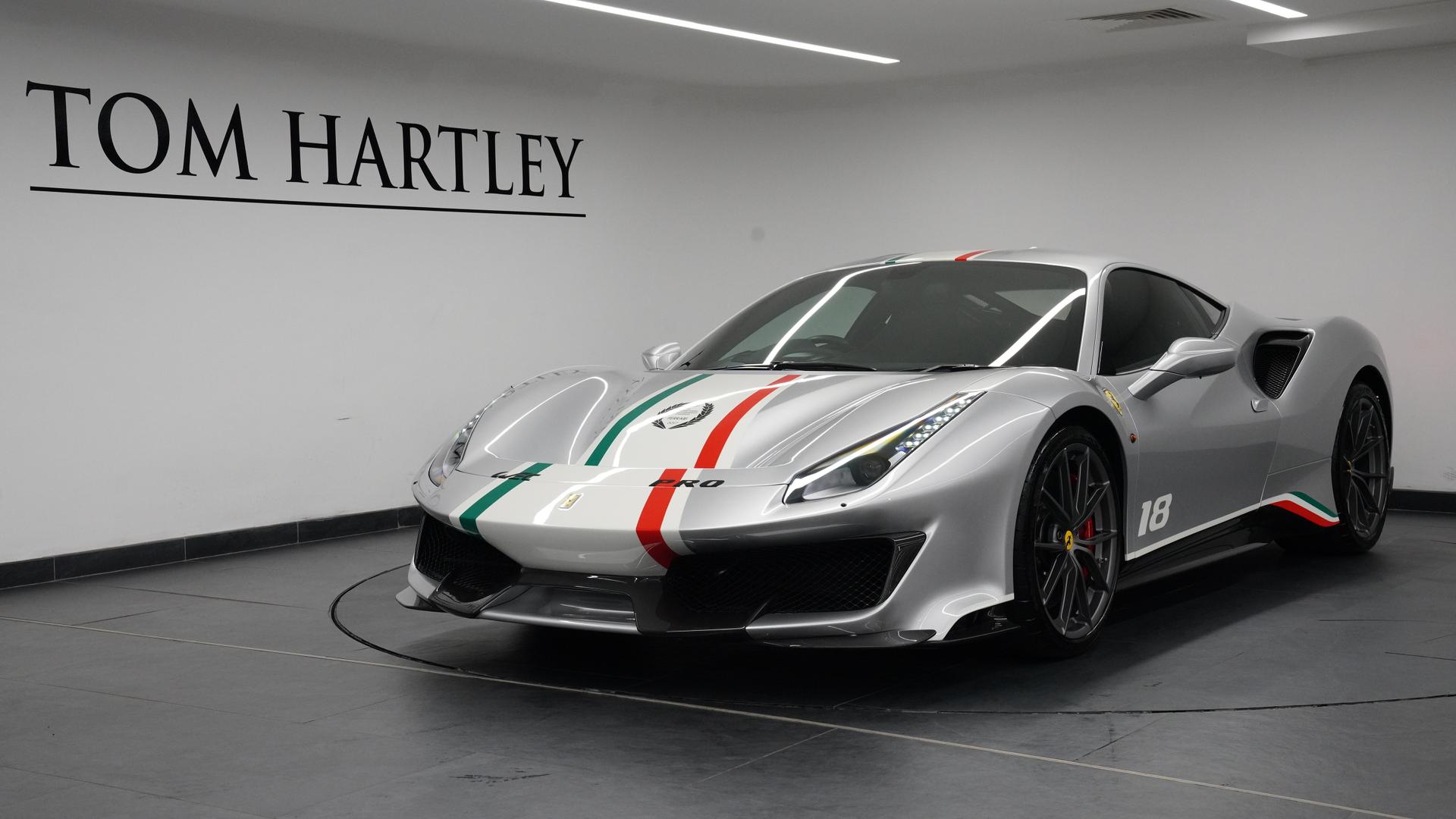 Ferrari 488 Pista Photo 478103f3-7603-465d-aa77-e352a84807fd.jpg