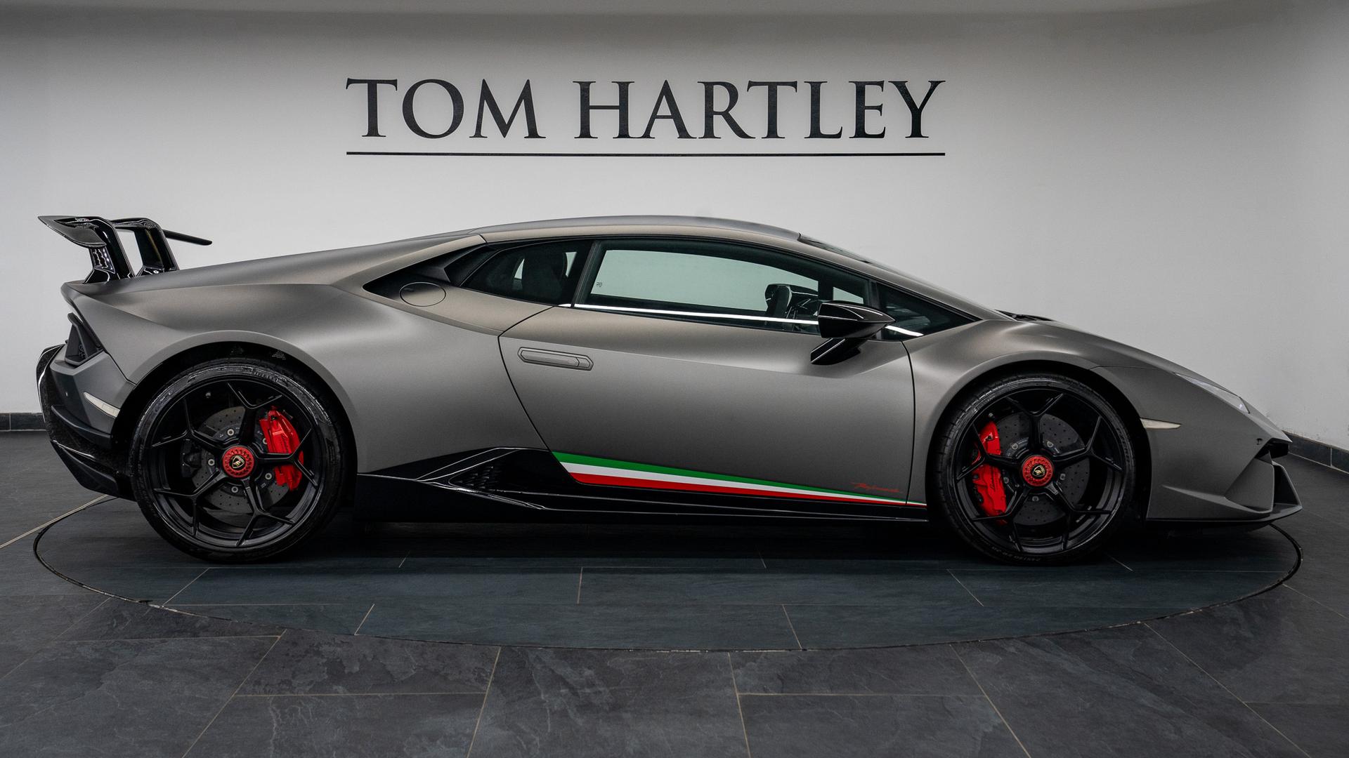 LAMBORGHINI Huracan Photo 478891f4-62b3-48c5-926b-24f4c9eeaa7c.jpg