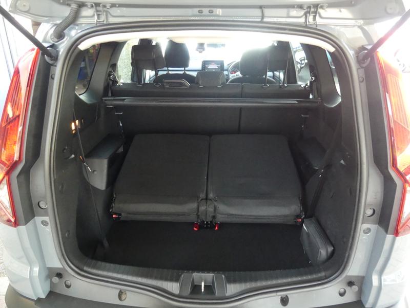 Dacia Jogger Photo 478cb3b7-47cd-42f7-b23f-370bcc6c6a43.jpg