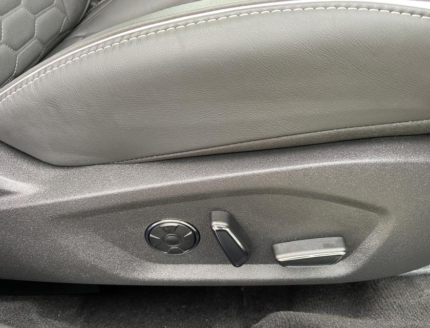 Ford Mondeo Photo 4799901a-4446-4af7-b9c1-33fbf08e29b0.jpg