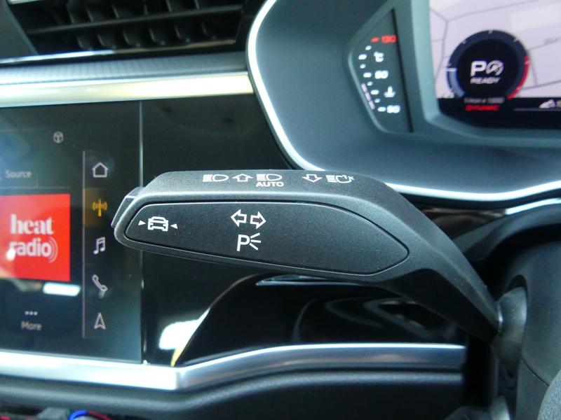 Audi Q3 Photo 47a4ca5c-4f1d-469f-9b7a-4ec13618a0e4.jpg