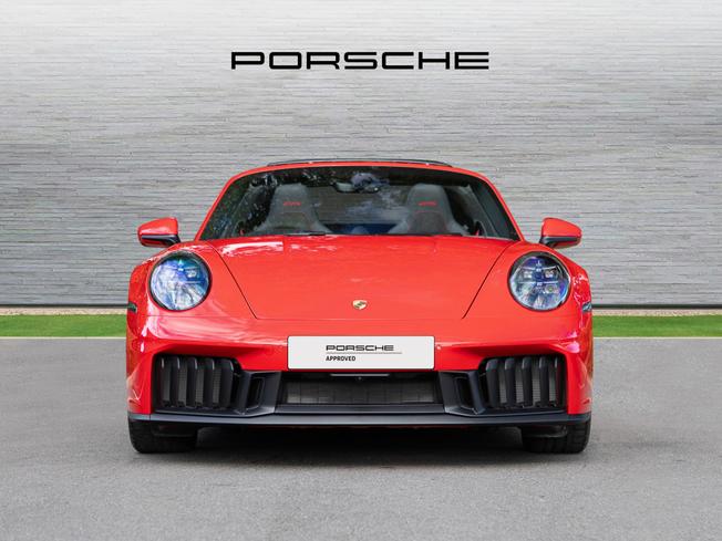 PORSCHE 911 Photo 6