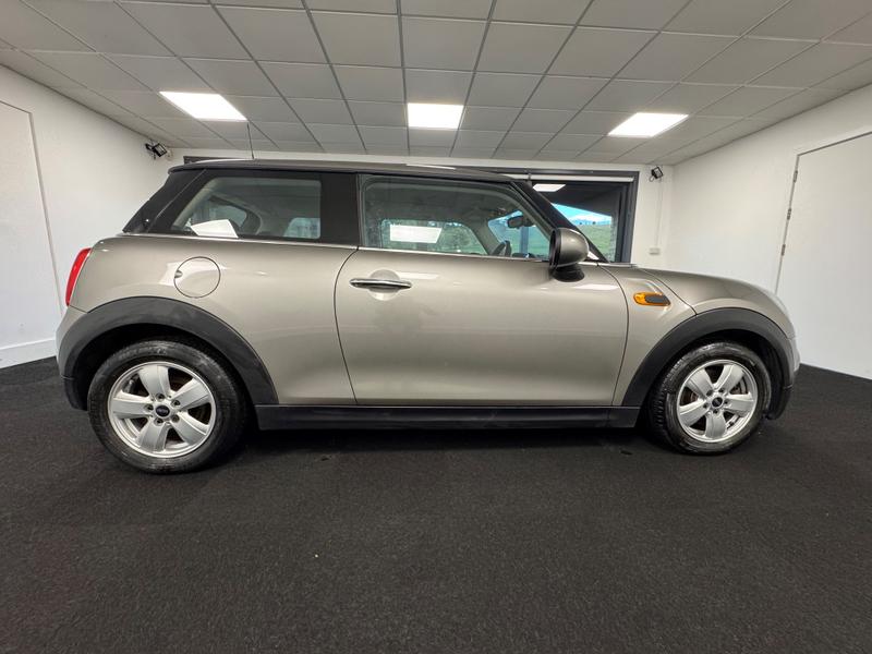 MINI Hatch Photo 47c2cf3b-ac10-42eb-9cd0-adc7d9f2ccd6.jpg