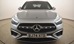 Mercedes-Benz GLA Photo 4
