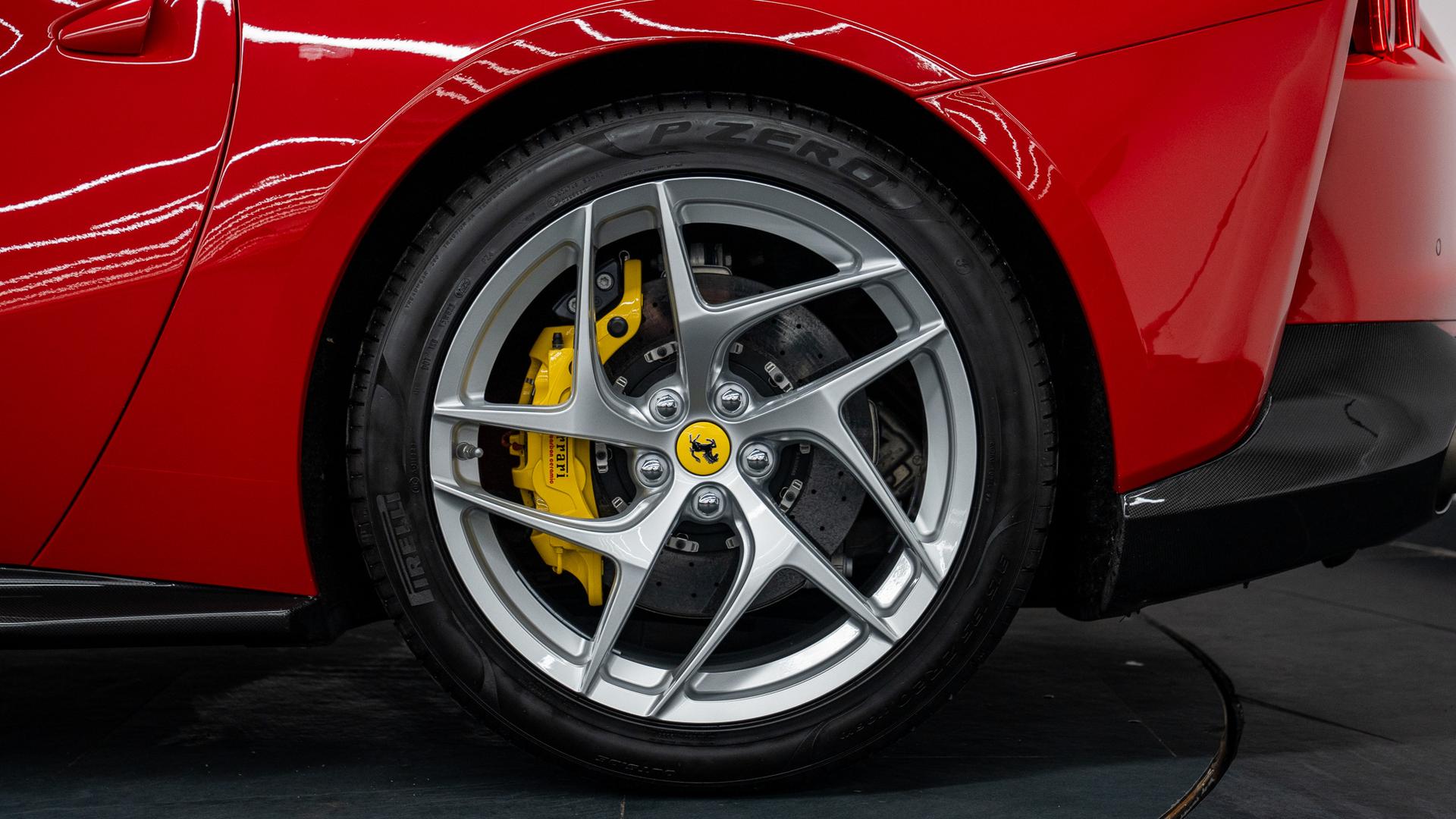 Ferrari 812 Photo 47d4d209-cccd-458f-91f0-466d1e6748da.jpg