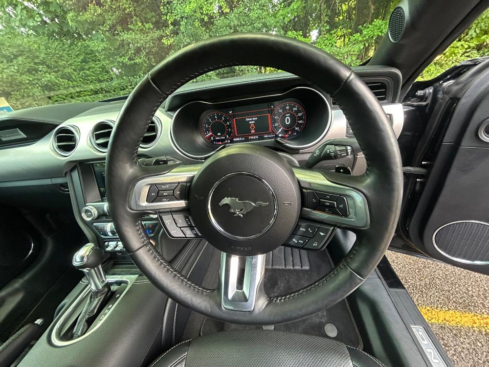 Used Ford Mustang ML20OXK 25