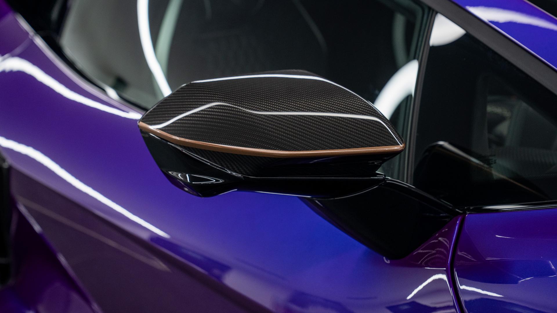 LAMBORGHINI Revuelto Photo 48207f94-4376-4c50-ab99-b3f019f78c76.jpg
