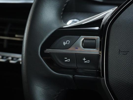 Peugeot 2008 Photo 482327ec-6041-4d54-9161-e73815c0c180.jpg