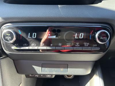 Mazda Mazda2 HYBRID Photo 17