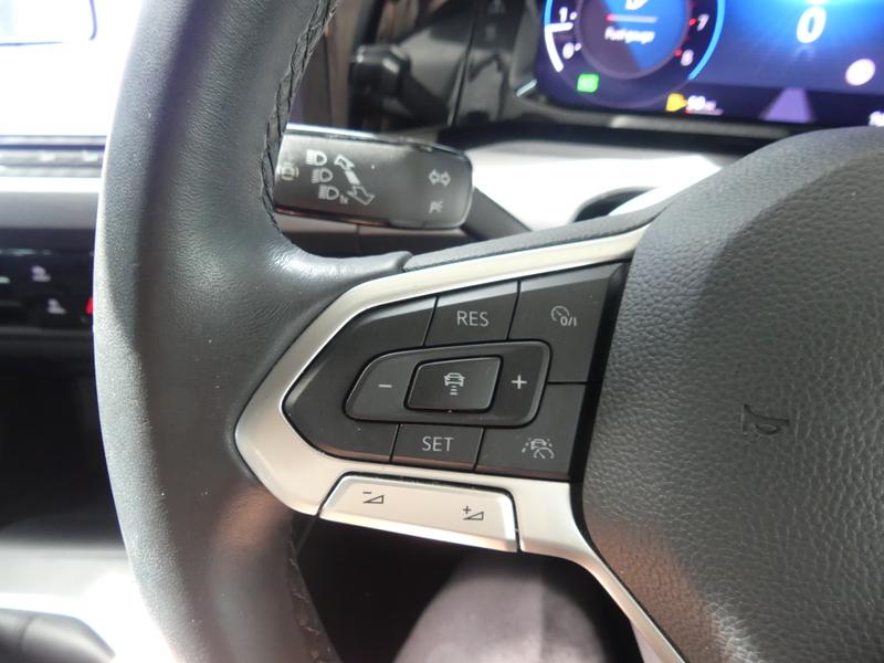 Volkswagen Golf Photo 4837864d-5507-4703-903c-7c26b74c80ca.jpg