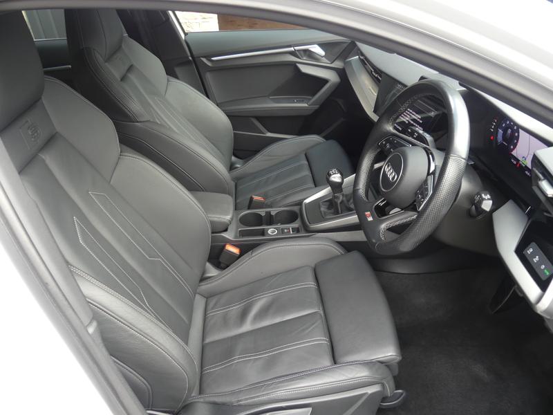Audi A3 Photo 48388f30-44ca-4941-9ba5-b8a12f4c6c7d.jpg