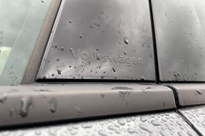 VOLKSWAGEN T-Roc Photo 42