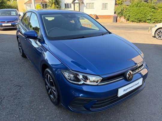 Volkswagen Polo Photo 48476ee8-e218-4426-89b0-e64a5592963d.jpg
