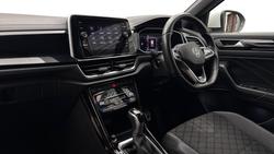 VOLKSWAGEN T-Roc Photo 2