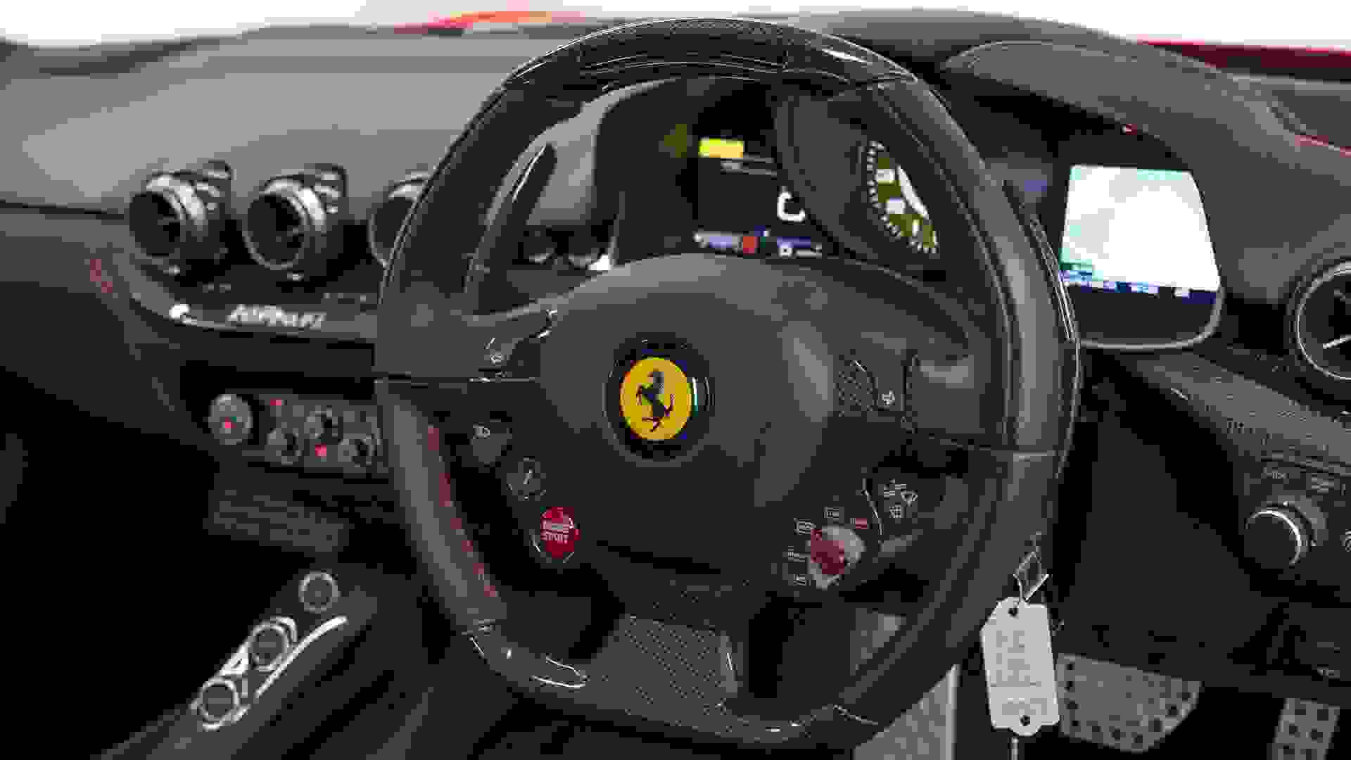 Ferrari F12 Photo 48506b64-e280-4732-a3a0-49cff48034fe.jpg