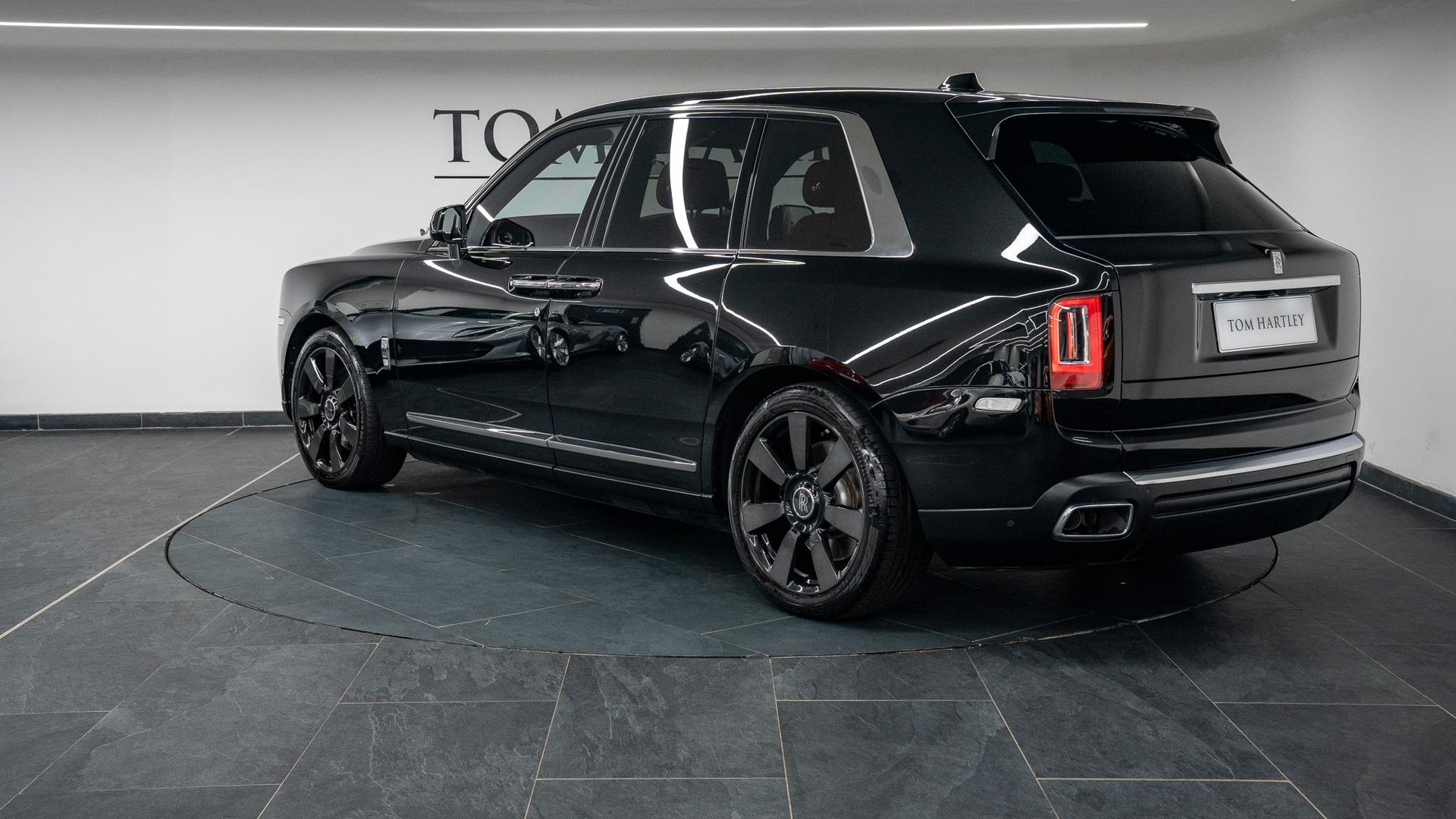 Rolls-Royce Cullinan Photo 48594083-7417-4120-abac-d0ccc41dc90c.jpg