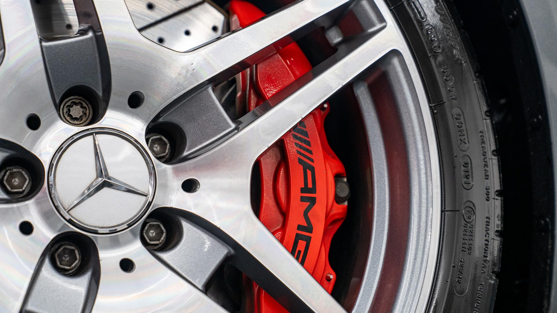 Mercedes-Benz SLS AMG Photo 485d8272-a162-4fc5-acfc-826358ae2235.jpg