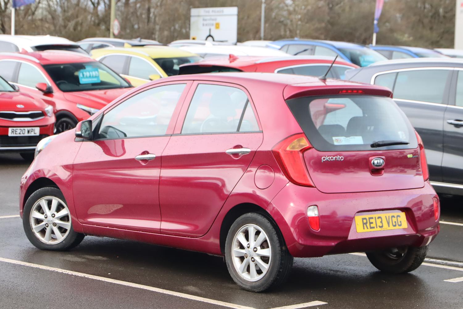 Kia Picanto 1.25 2 EcoDynamics in Fuchsia Blush 5 995