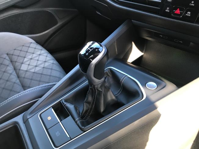 VOLKSWAGEN Golf Photo 41