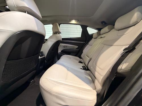 Hyundai TUCSON Photo 487fa113-c805-4891-bdad-8c631e594f58.jpeg