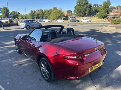 Mazda MX-5 Photo 3