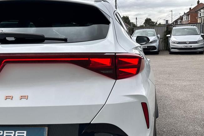 CUPRA Formentor Photo 18