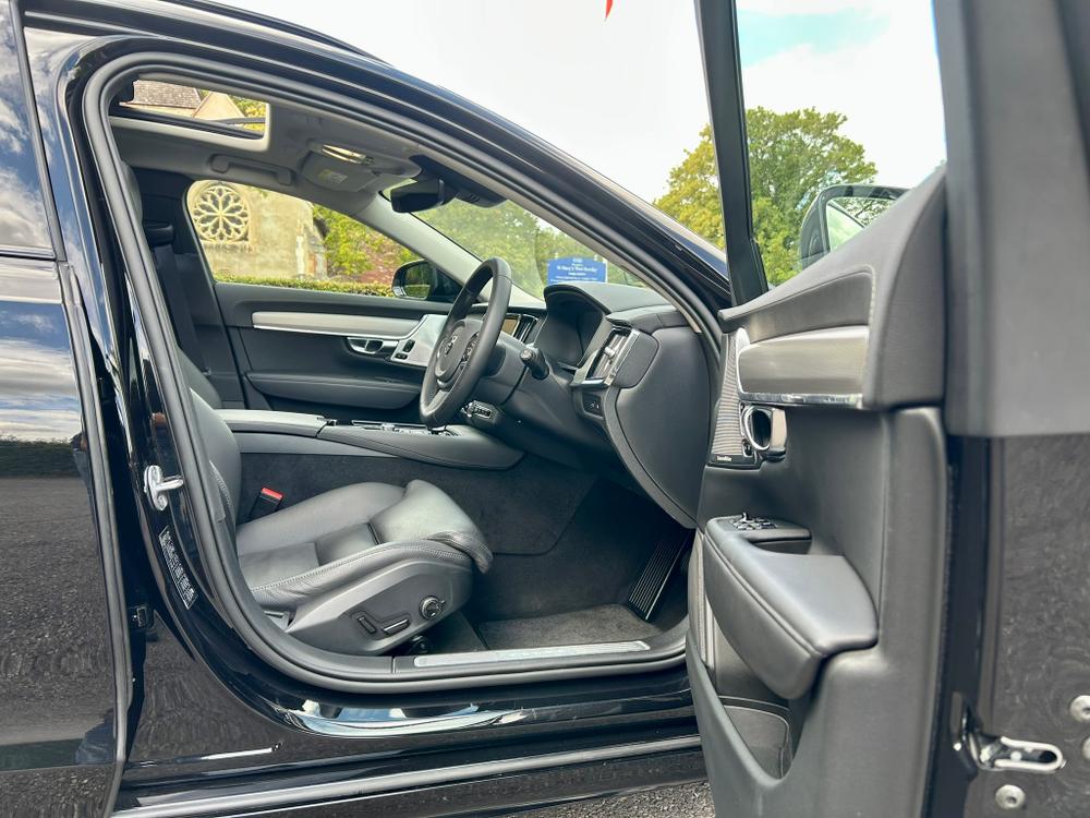 Used Volvo V90 RJ74MXU 32
