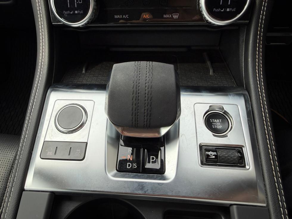 Jaguar F-PACE Photo 48a3a74d-e3dd-42a8-9f3d-5fc8f8351f3c.JPEG