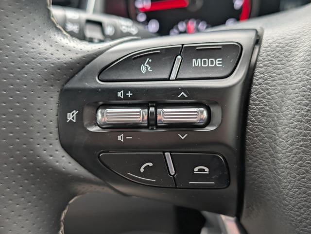 Kia Stonic Photo 48a45378-e141-482f-8906-5f09c16eb8be.jpg