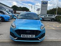 Ford Fiesta Photo 2