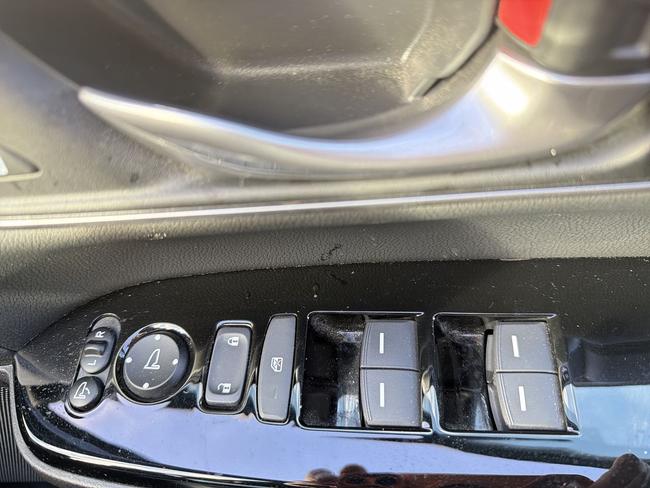 Honda CR-V Photo 48b1a6e9-db25-48c0-9c96-7c401d040ef2.jpg