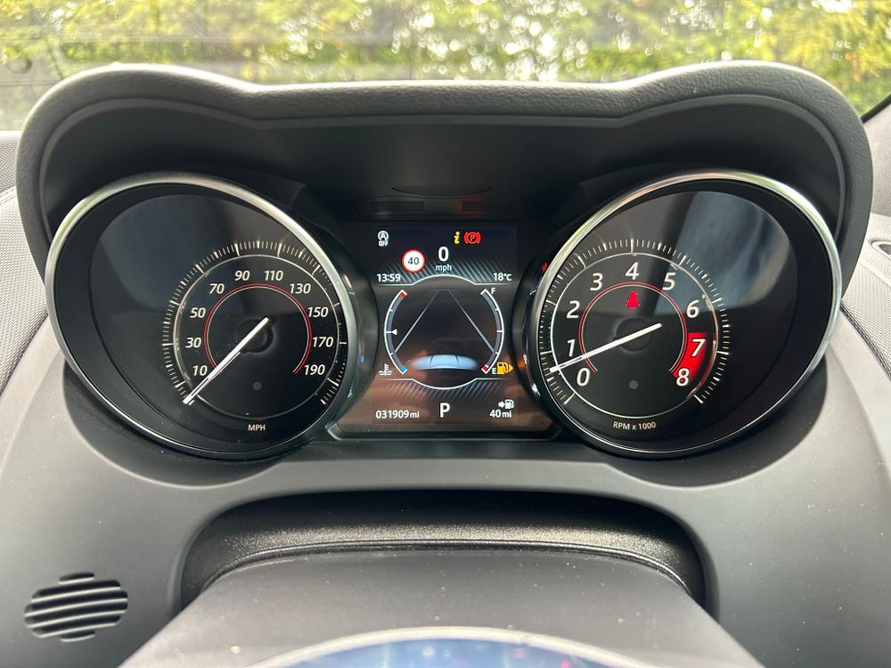 Used Jaguar F-Type OV69AYP 41