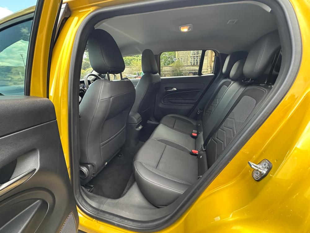 Used Jeep Avenger WP25DSY 24